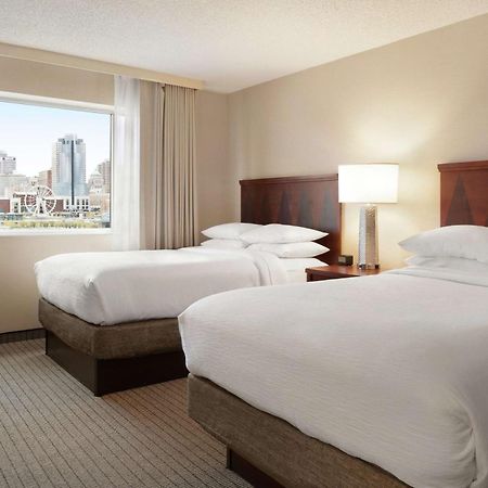 Embassy Suites Cincinnati - Rivercenter Covington Eksteriør billede