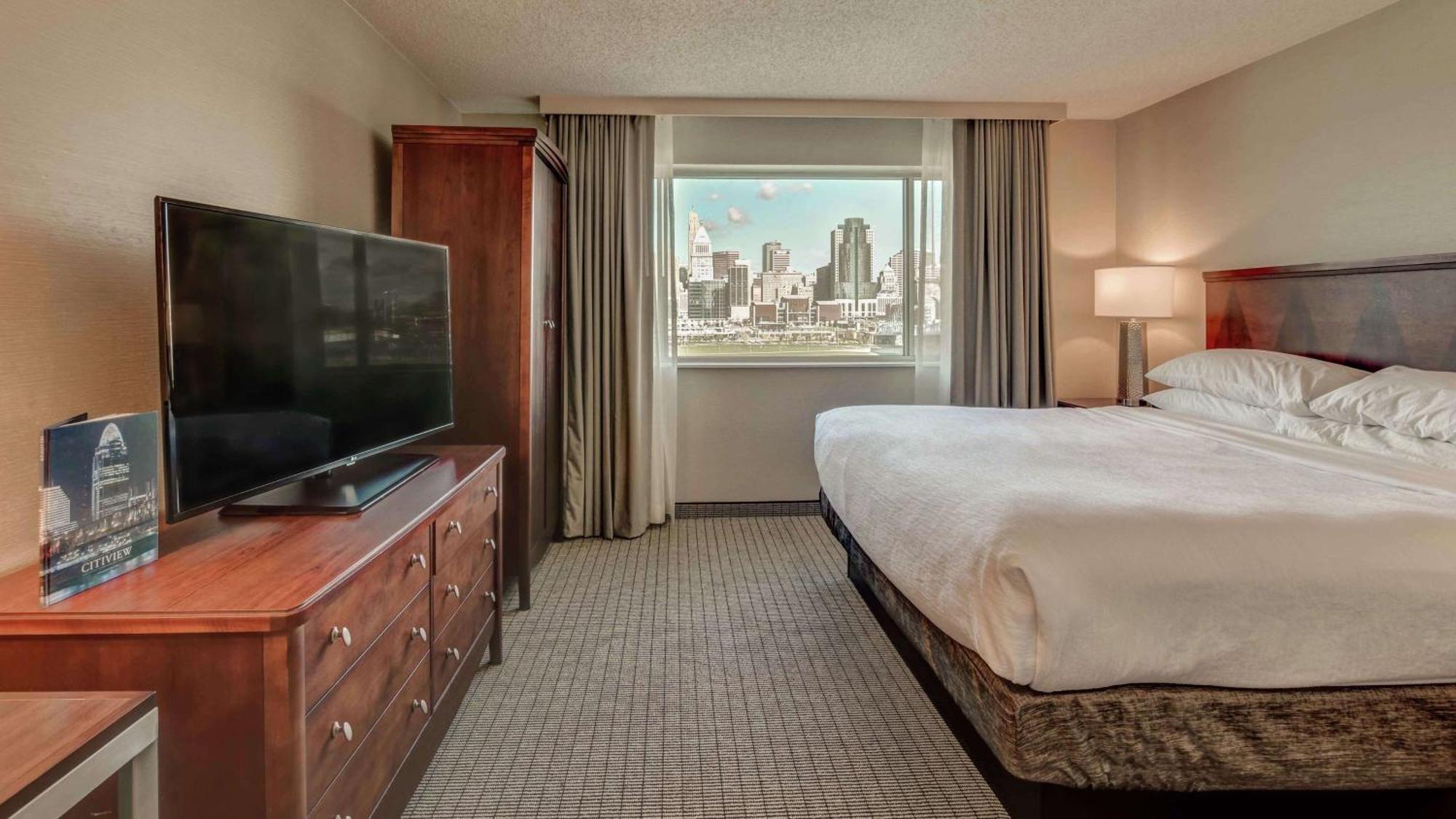 Embassy Suites Cincinnati - Rivercenter Covington Eksteriør billede