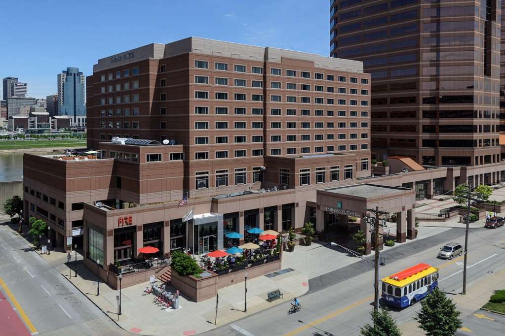 Embassy Suites Cincinnati - Rivercenter Covington Eksteriør billede